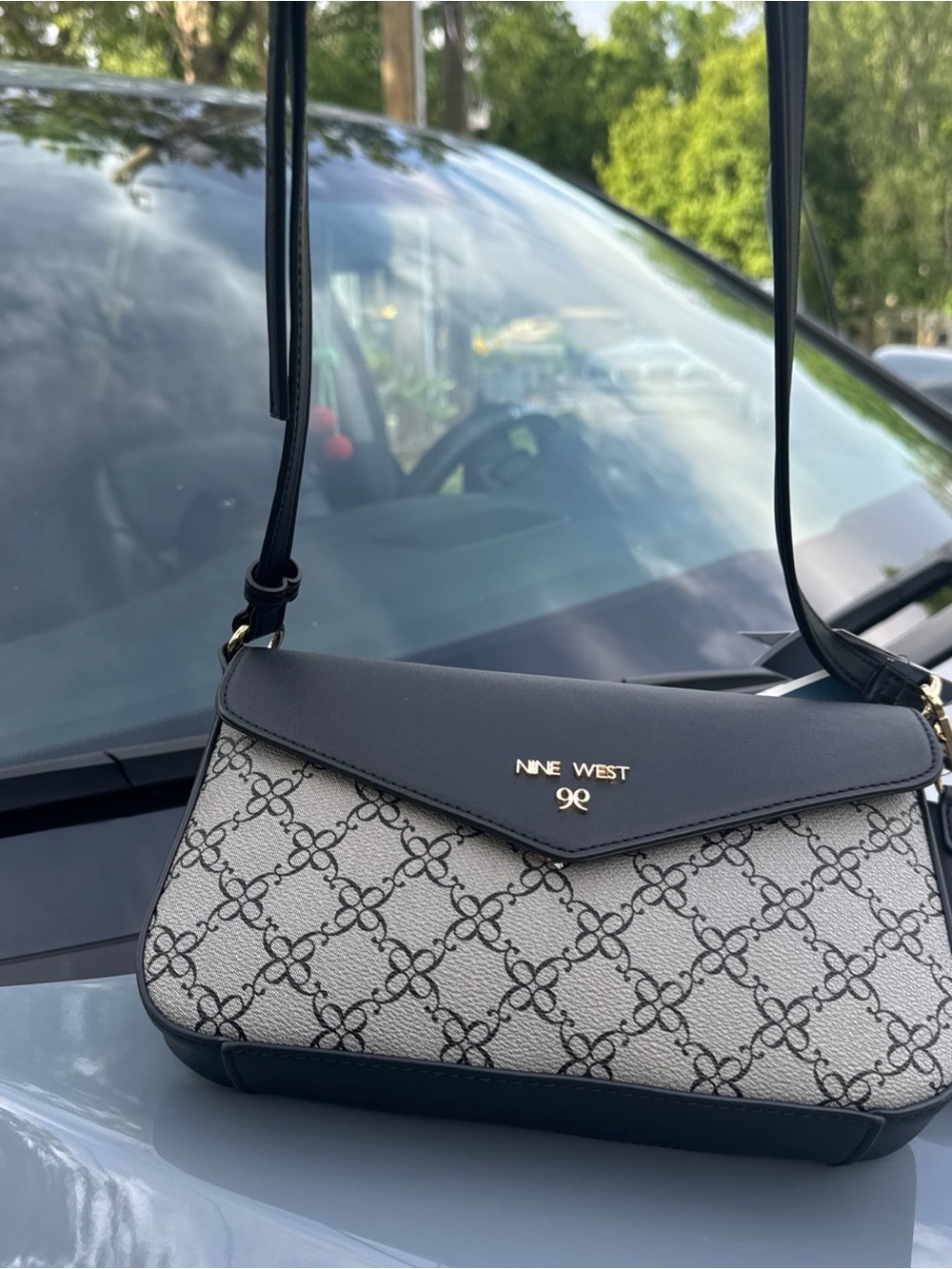 Nine West Gray & Black Patterned Crossbody